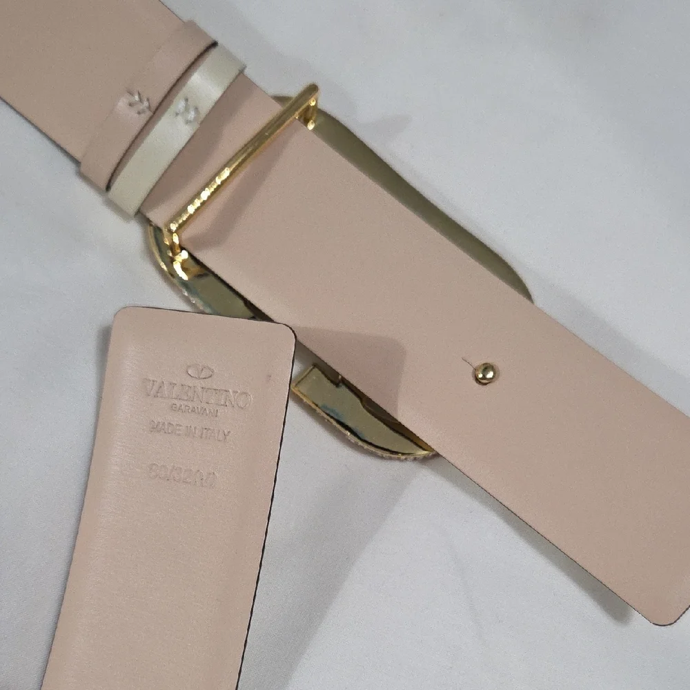 Valentino Garavani Cream Belt with Gold Sparkle Buckle - Picture 14 of 15